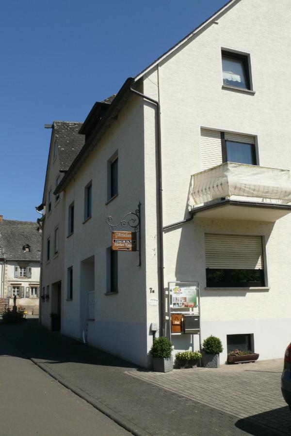 Gaestehaus Herbert Kappes Zeltingen-Rachtig Eksteriør bilde